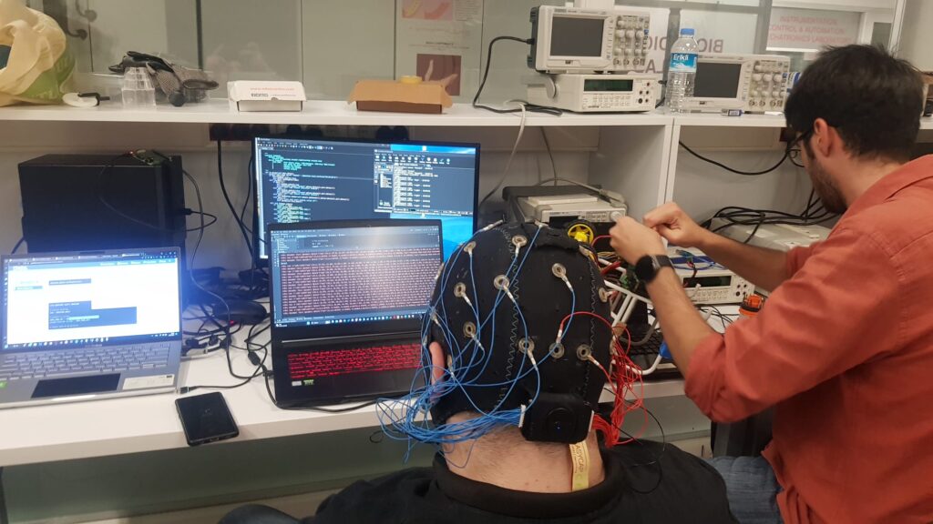 BCI-Based Wheelchair Prototype — Graduation Project project